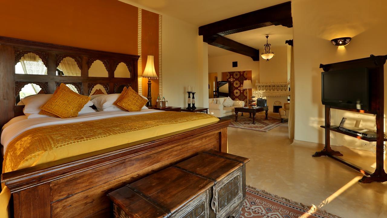 Hotel Mihir Garh Rohat Exterior foto