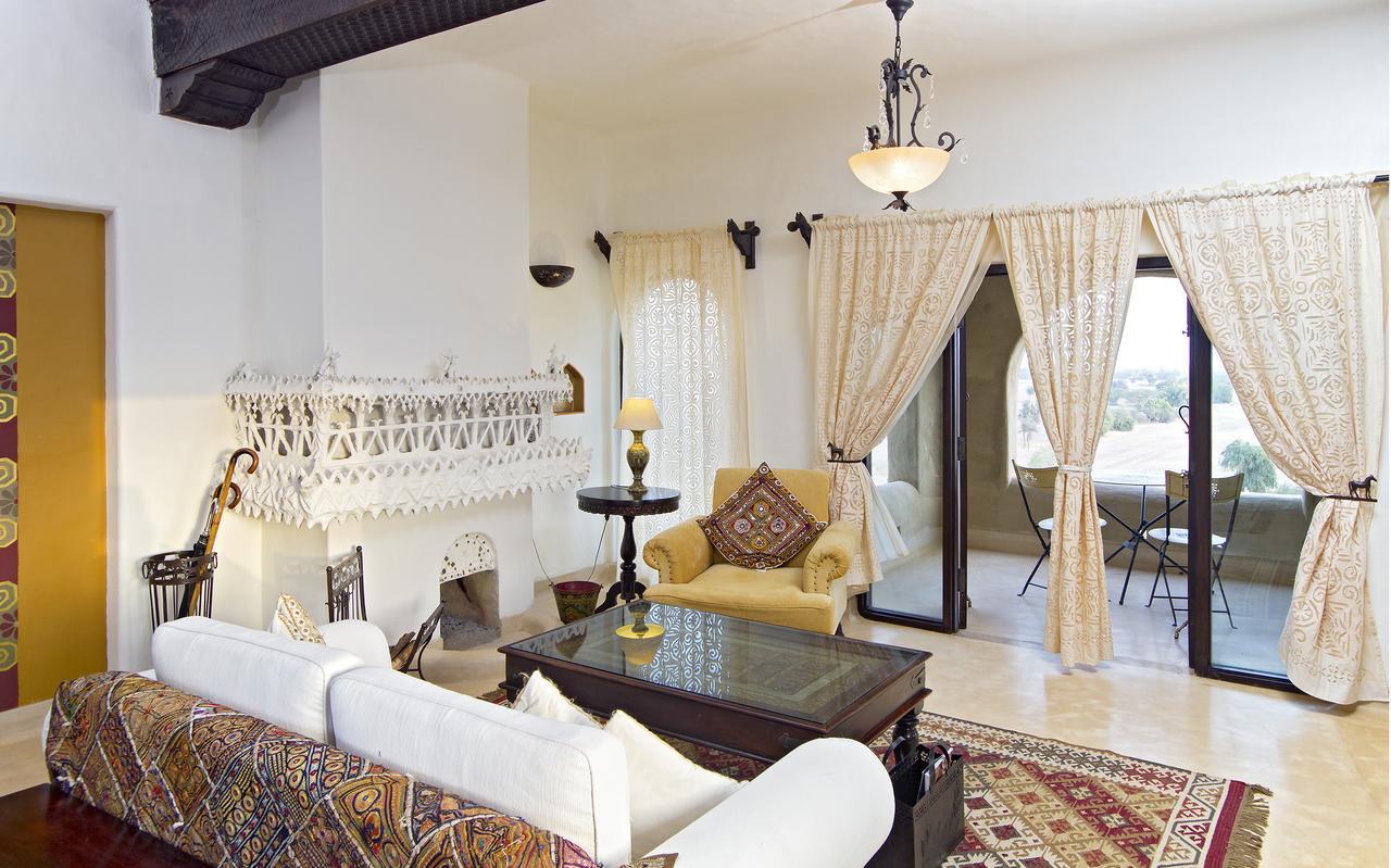 Hotel Mihir Garh Rohat Exterior foto