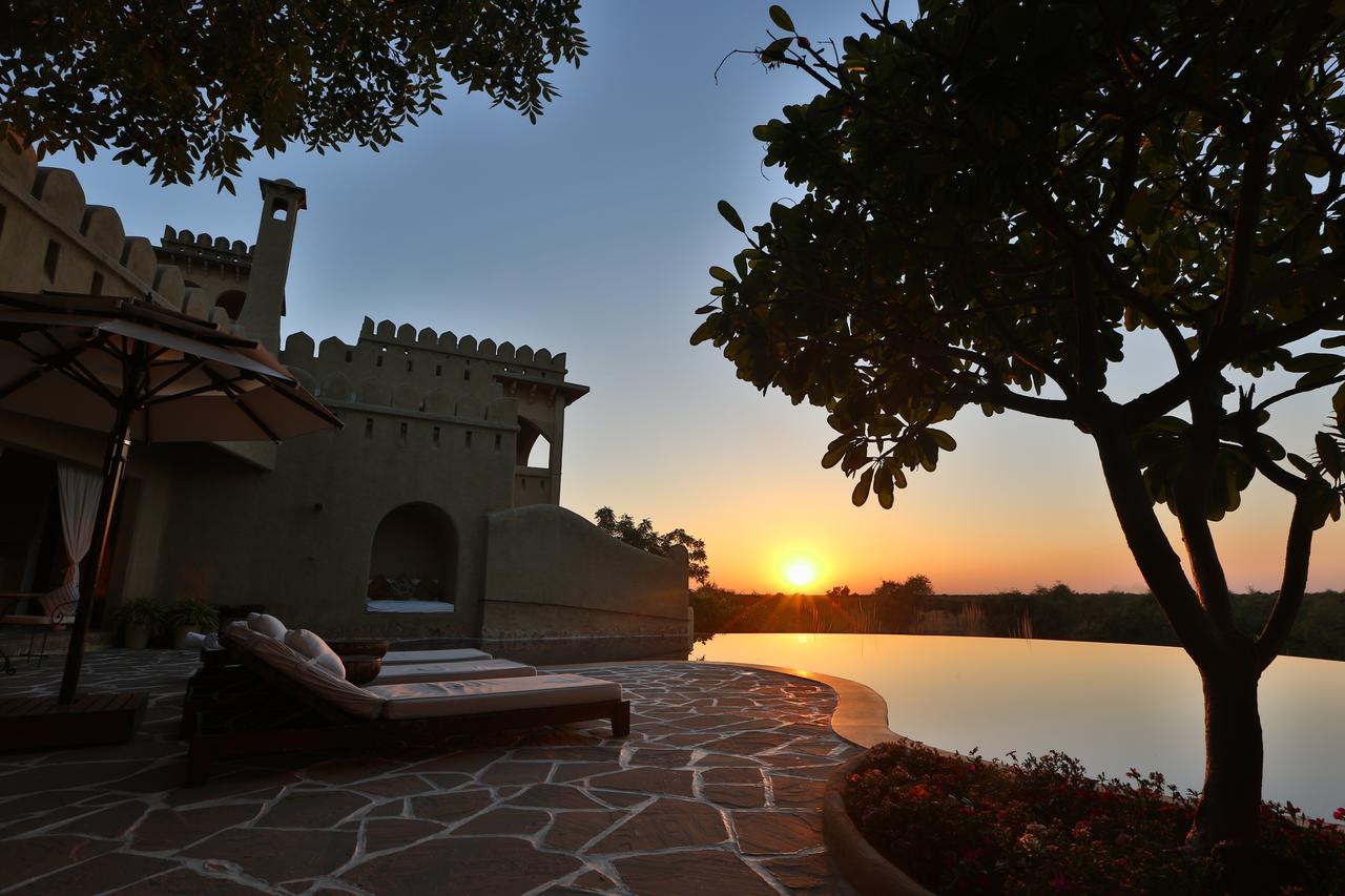 Hotel Mihir Garh Rohat Exterior foto